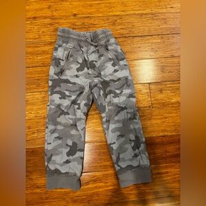 EUC Lot of Boys Pants sz 4T